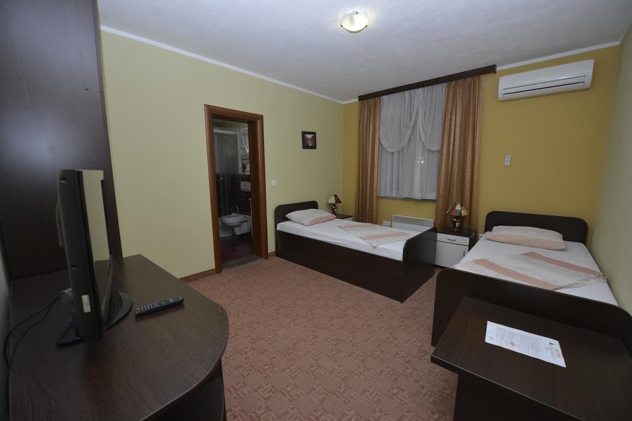 Motel Borik Potoci Ngoại thất bức ảnh